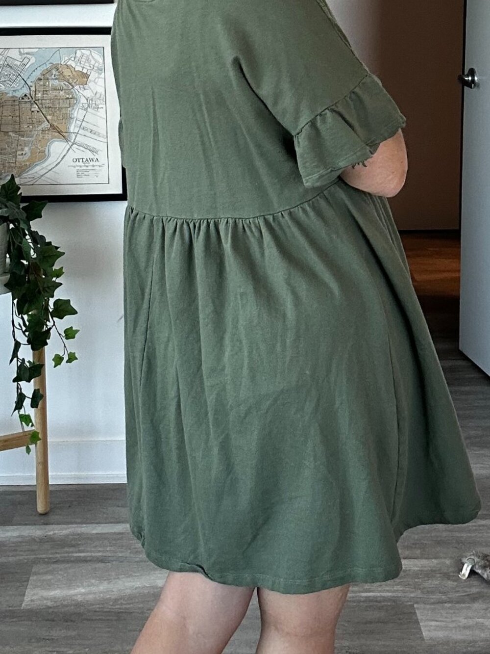 Jillian Harris Olive Green Flutter Sleeve Babydoll Dress | Size Small - Picture 2 of 3